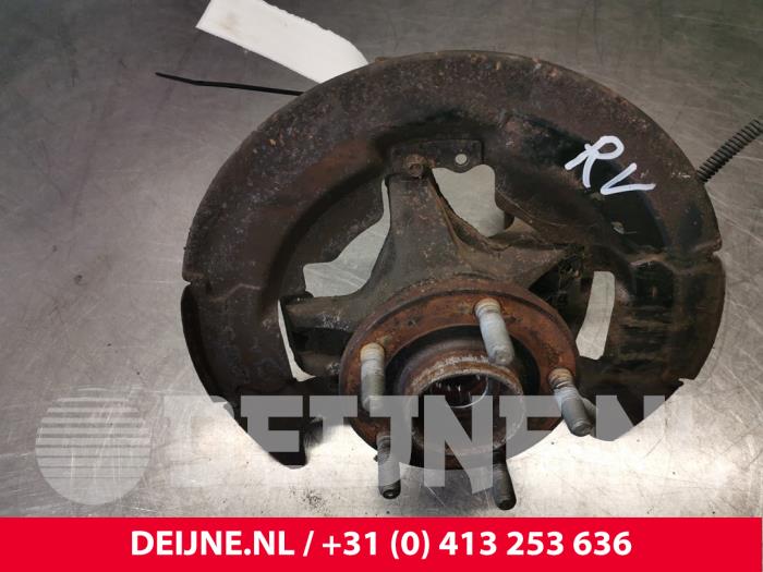 Volvo V50 Achsschenkel rechts vorne O155332