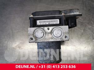 Mercedes Vito ABS Pomp O155353 foto 3