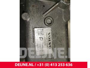 Volvo XC60 EGR koeler O155430 foto 2