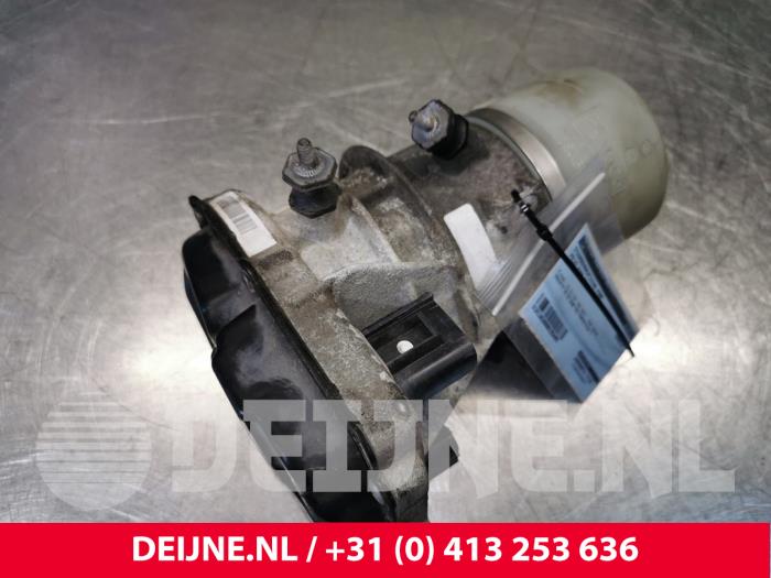 Stuurpomp van een Volvo XC60 I (DZ) 2.4 D3/D4 20V AWD 2012