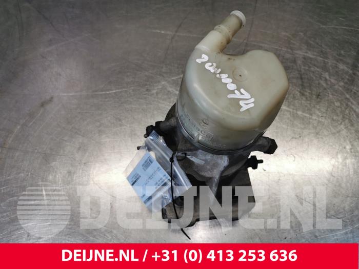 Gebruikte Stuurpomp Volvo XC60 I (DZ) 2.4 D3/D4 20V AWD Prijs € 100,00 Margeregeling aangeboden door van Deijne Onderdelen Uden B.V.