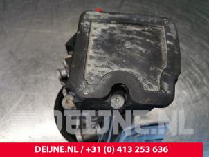Mercedes Vito Lenkkraftverstärker Pumpe O155501 foto 2