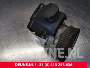Mercedes Vito Lenkkraftverstärker Pumpe O155501 foto 3