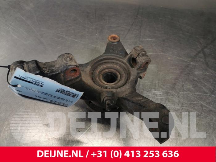 Peugeot Expert Fusee links-voor O155557