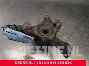 Gebruikte Asschenkel links-voor Peugeot Expert (G9) 2.0 HDiF 16V 130 Prijs € 90,75 Inclusief btw aangeboden door van Deijne Onderdelen Uden B.V.