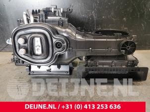Gebruikte Kachelhuis Volkswagen Crafter (SY) 2.0 TDI Prijs op aanvraag aangeboden door van Deijne Onderdelen Uden B.V.