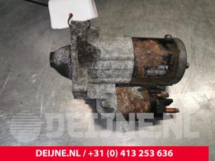 Opel Vivaro Starter O155739 photo 2