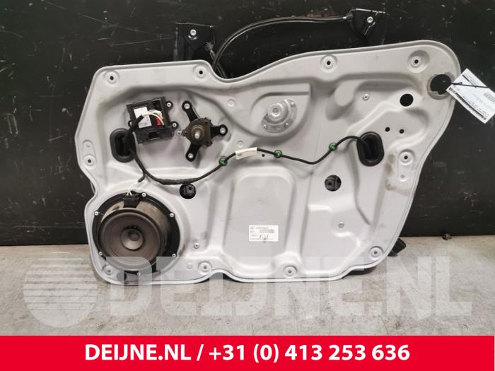 Volkswagen Caddy Ruitmechaniek 2Deurs rechts-voor O155813