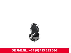 Mercedes Sprinter Stuurbekrachtiging Pomp O9990001587 foto 3