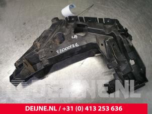 Volvo XC40 Rear bumper bracket, left O155842 photo 2