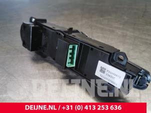 Volvo XC40 Radiobedienfeld O155856 foto 2