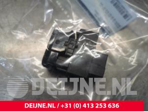 Volvo XC40 Handbremse Schalter O155860 foto 2