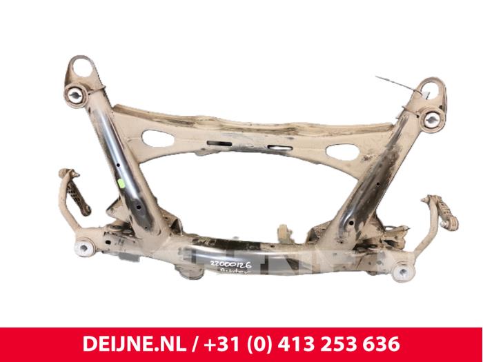 Volvo XC40 Draagbalk achter O155888