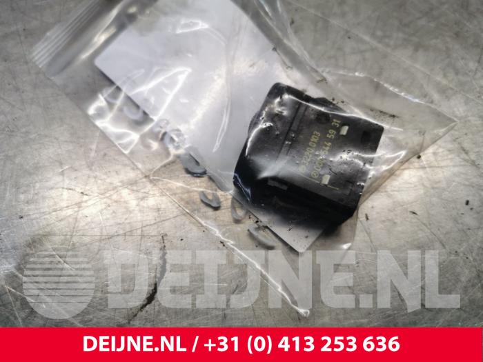 Mercedes Sprinter Leuchtweitenverstellung LWR O155894