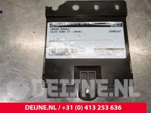 Gebruikte Camera module Volvo XC60 II (UZ) 2.0 D4 16V AWD Prijs € 150,00 Margeregeling aangeboden door van Deijne Onderdelen Uden B.V.