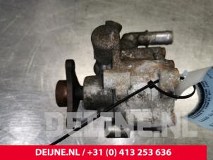 Renault Trafic Power steering pump O156143 photo 2