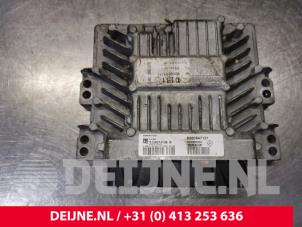 Renault Kangoo Engine management computer O156165 photo 3
