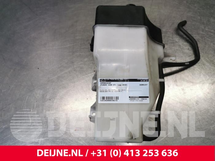 Hyundai H300 Ausgleichsbehälter O156172