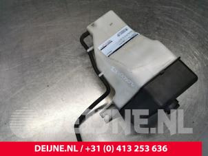 Hyundai H300 Ausgleichsbehälter O156172 foto 2