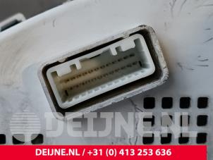 Hyundai H300 Tacho - Kombiinstrument KM O156450 foto 3