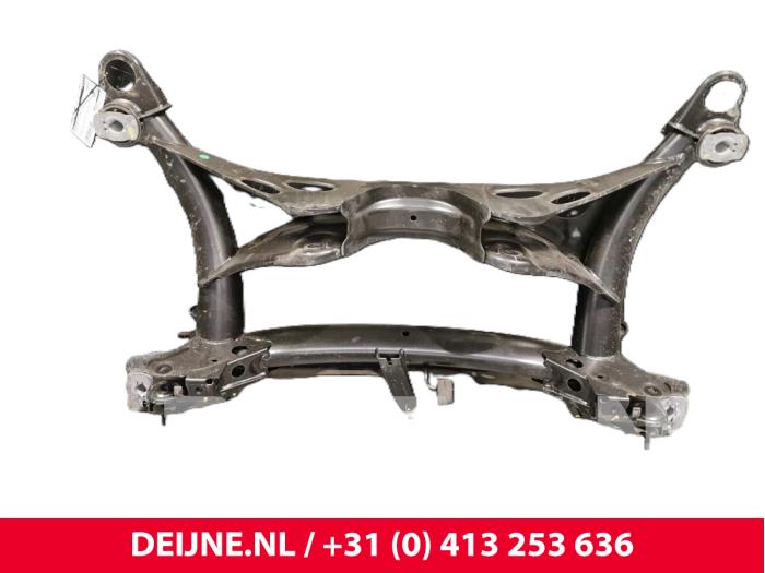 Volvo XC40 Draagbalk achter O156504