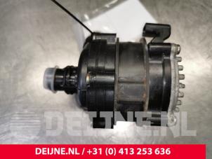 Volvo XC40 Zusätzliche Wasserpumpe O156511 foto 3