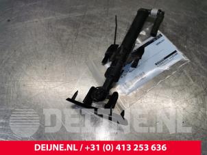 Volvo XC40 Koplamp Sproeier O156522 foto 3