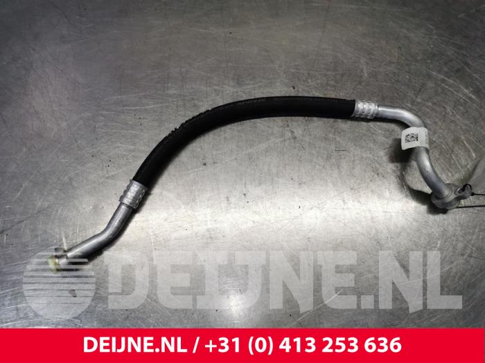 Volvo XC40 Air conditioning line O156537