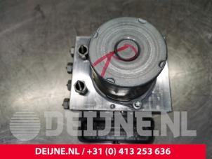 Volvo XC40 ABS Pumpe O156560 foto 2