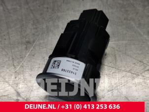 Volvo XC40 Start/stop switch O156561 photo 3