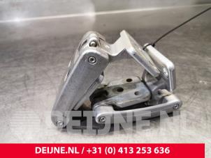 Volkswagen Crafter Scharnier Tür links hinten O156683 foto 2