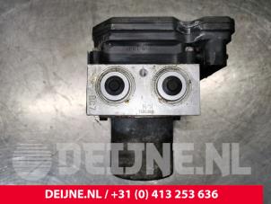 Hyundai H300 ABS Pumpe O156685 foto 2