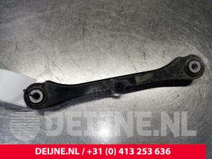 Volvo XC40 Draagarm onder links-achter O156747 foto 2