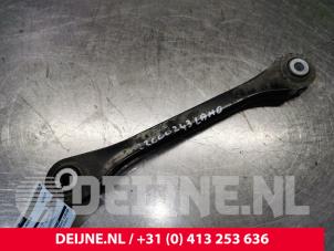 Volvo XC40 Draagarm onder links-achter O156747 foto 3