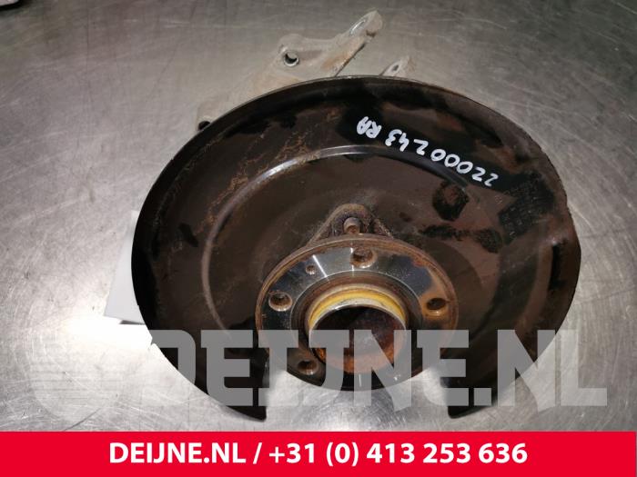 Volvo XC40 Fusee rechts-achter O156752