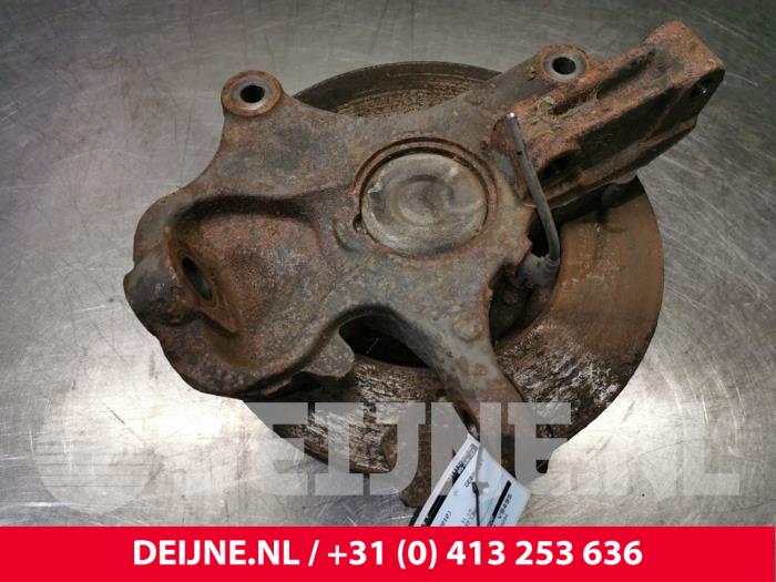 Mercedes Sprinter Fusee links-voor O156763