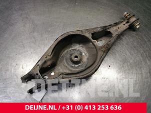 Volvo XC40 Federteller rechts hinten O156770 foto 3