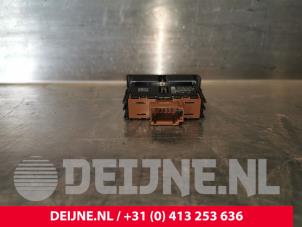 Volkswagen Crafter Switch O157008 photo 3