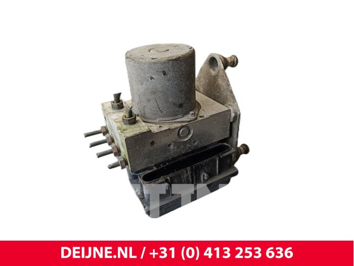 Mercedes Sprinter ABS pump O157011