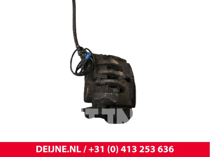 Mercedes Sprinter Remklauw (Tang) rechts-voor O157048