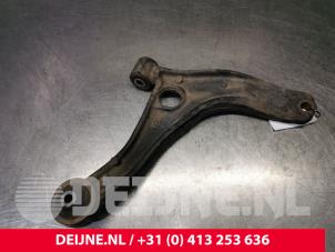 Opel Movano Draagarm onder rechts-voor O157099 foto 3