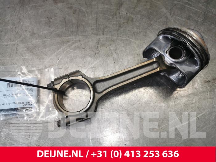Gebruikte Zuiger Ford Transit Courier 1.0 Ti-VCT EcoBoost 12V Prijs € 30,25 Inclusief btw aangeboden door van Deijne Onderdelen Uden B.V.