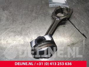 Ford Transit Courier Zuiger O157212 foto 3