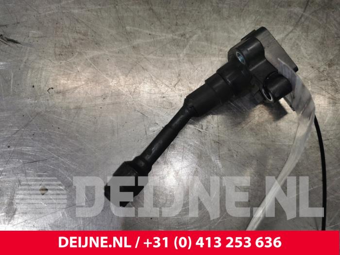 Bobine van een Ford Transit Courier 1.0 Ti-VCT EcoBoost 12V 2015