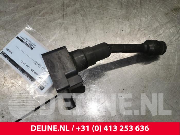 Bobine van een Ford Transit Courier 1.0 Ti-VCT EcoBoost 12V 2015