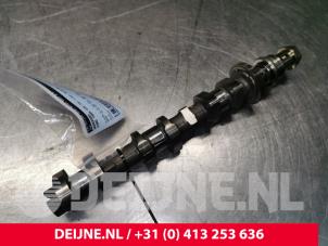 Ford Transit Courier Nokkenas O157283 foto 2