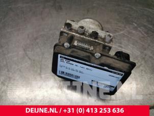 Opel Movano ABS Pomp O157293 foto 2