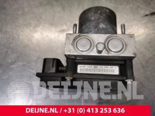 Opel Movano ABS Pomp O157293 foto 3