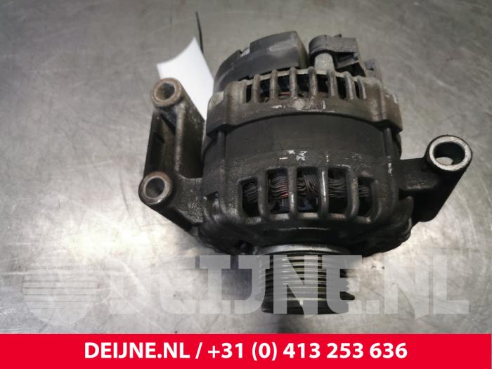 Dynamo van een Peugeot Boxer (U9) 2.2 HDi 130 Euro 5 2015