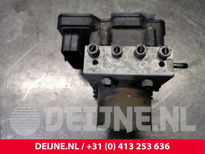 Peugeot Boxer ABS pump O157333